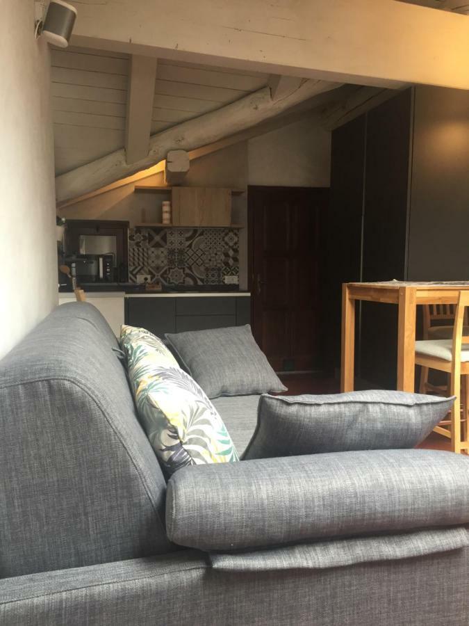La Petite Maison De Julie Aosta Bagian luar foto